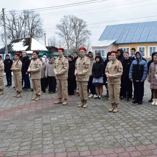 В поселке Ивот состоялось открытие мемориальной доски выпускнику Ивотской школы Кошерову Александру Александровичу